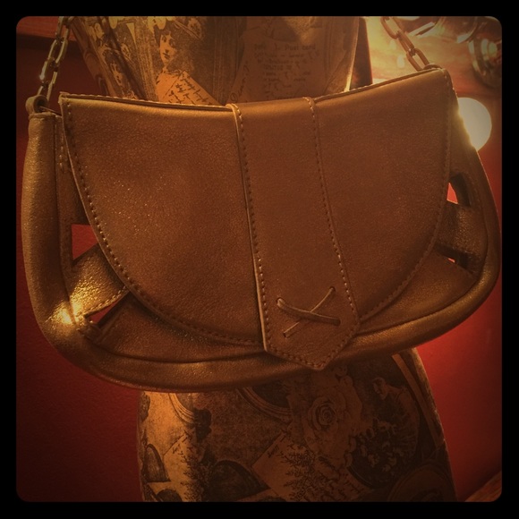 Hugo Boss Gold Leather Evening Bag - Picture 2 of 7